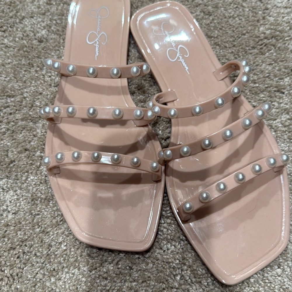 Pearl sandals